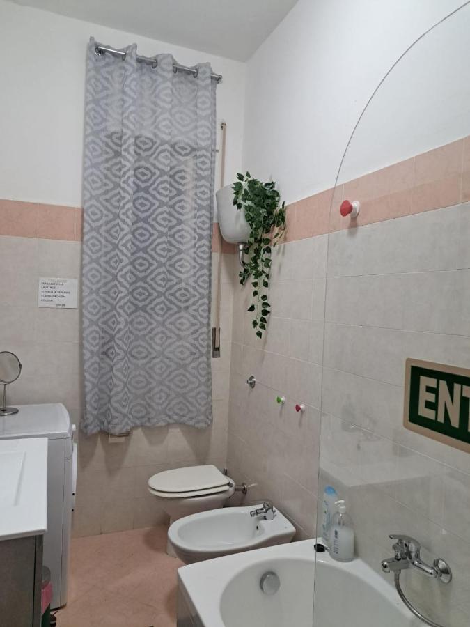 Ferienwohnung Casa S Leonardo Crotone Exterior foto