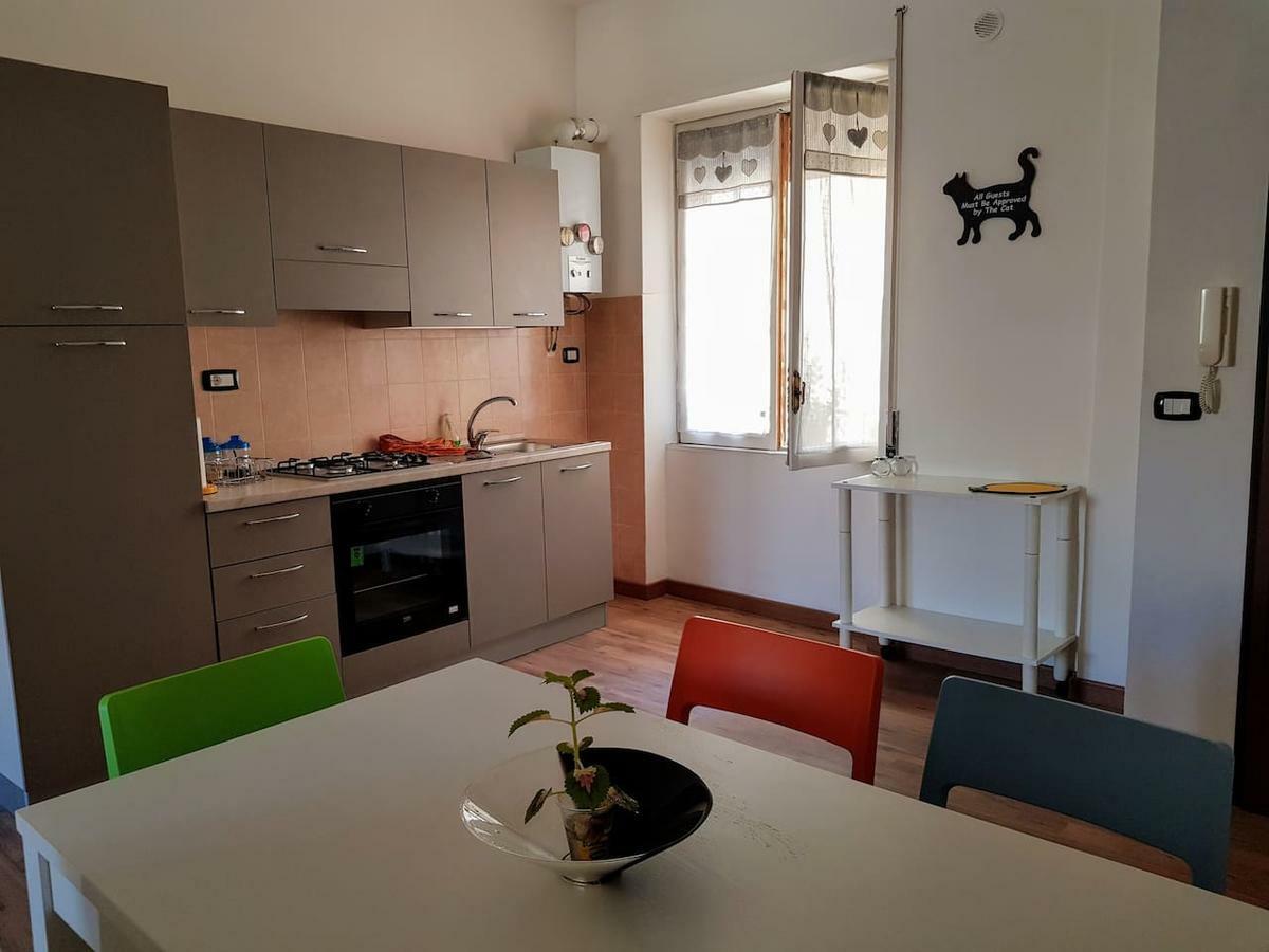 Ferienwohnung Casa S Leonardo Crotone Exterior foto