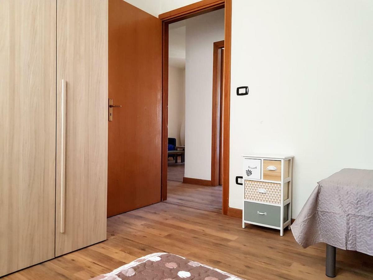 Ferienwohnung Casa S Leonardo Crotone Exterior foto
